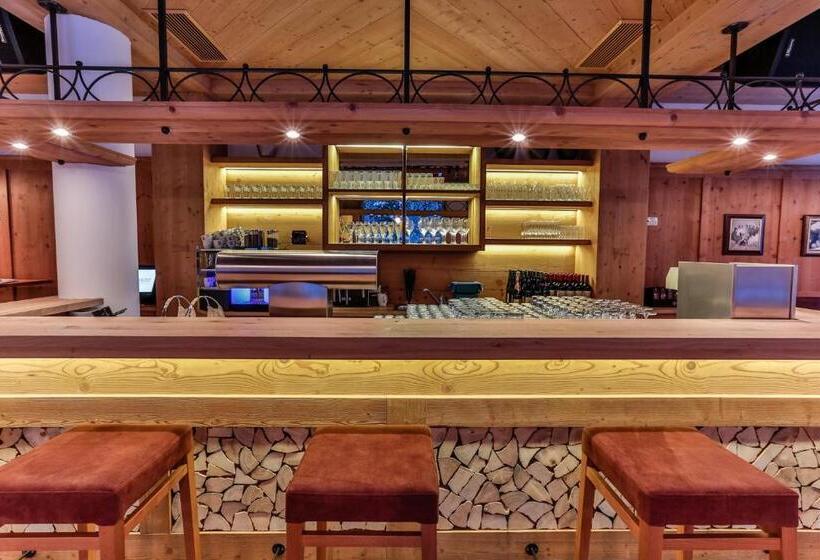 ホテル Lizum 1600 | Kompetenzzentrum Snowsport Tirol