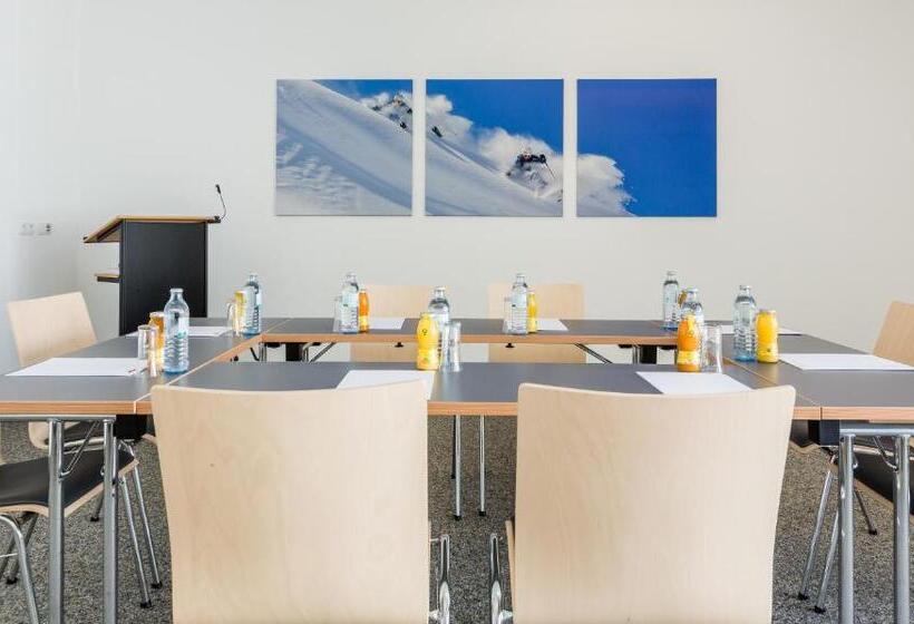 ホテル Lizum 1600 | Kompetenzzentrum Snowsport Tirol