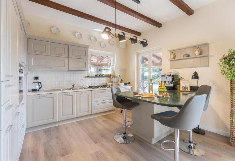 Отель White Tail Organic Farm