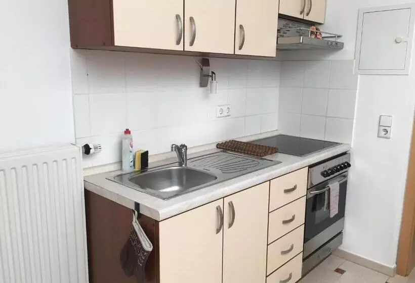 Majatalo Emc Maisonette