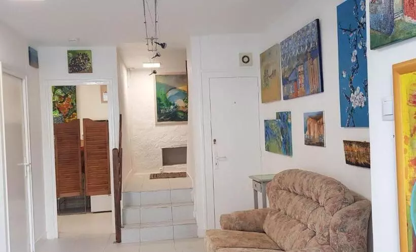 ペンション Gazelle Guest House And Art Gallery