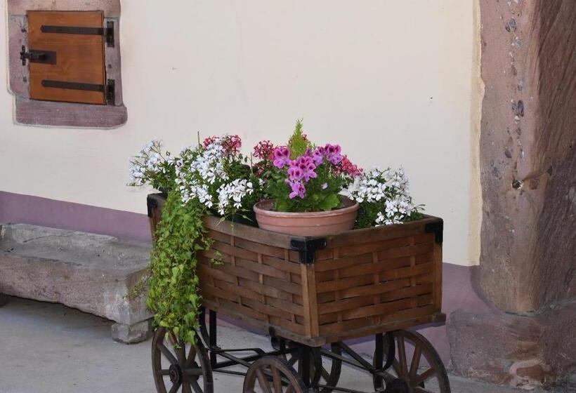 ペンション L Hadestal