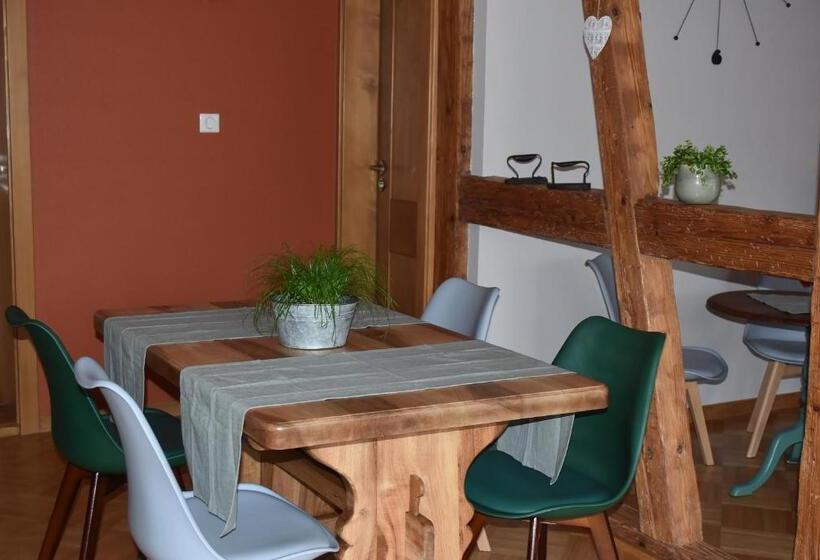 ペンション L Hadestal