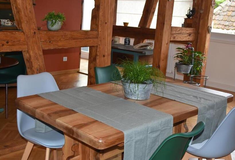 ペンション L Hadestal