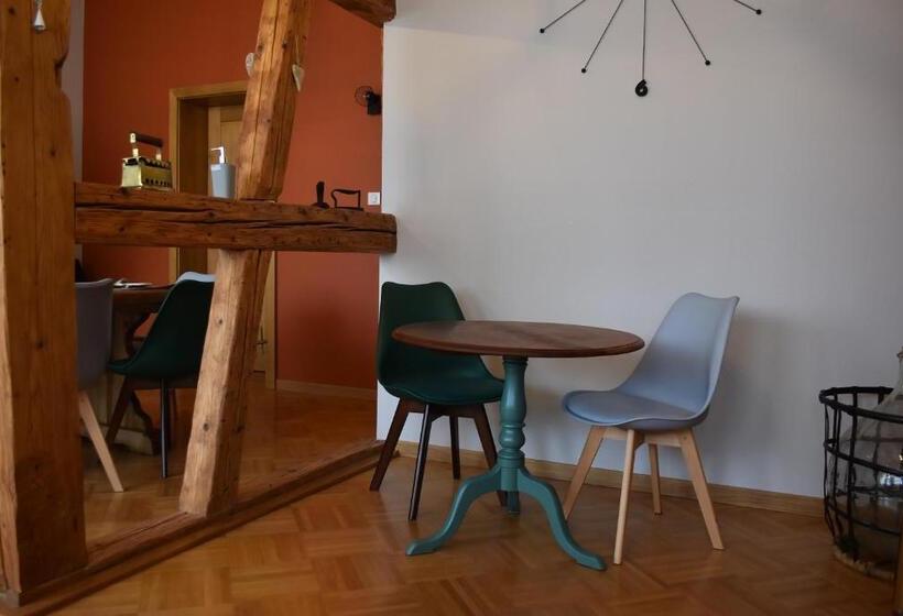 ペンション L Hadestal