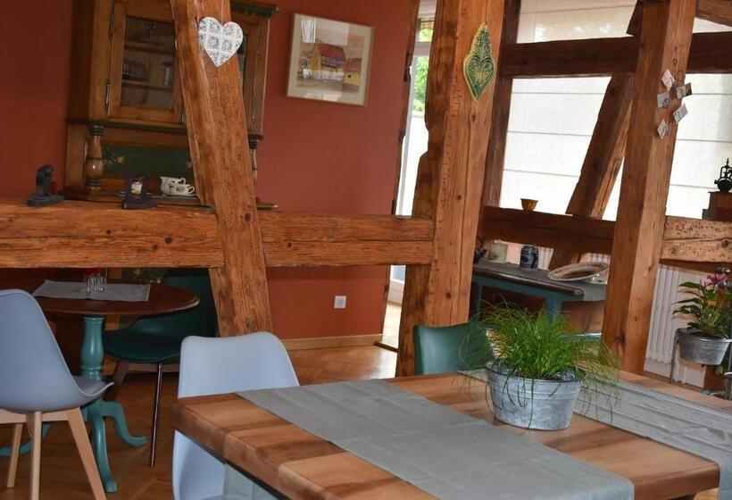 ペンション L Hadestal