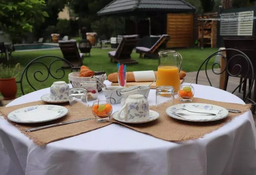 ペンション Les Tourelles