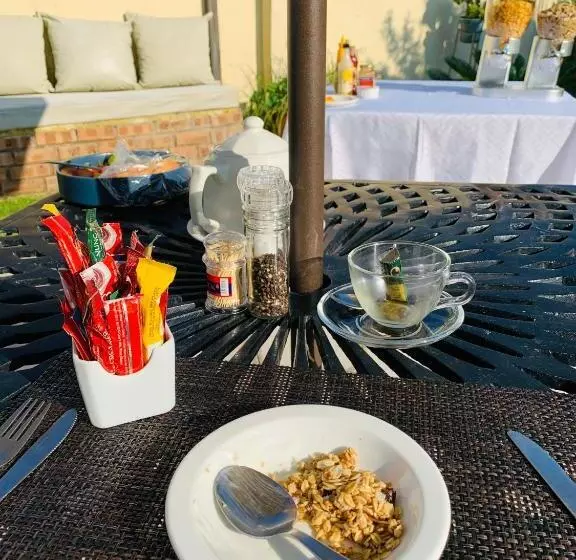 Majatalo Mrhali Boutique Guest House