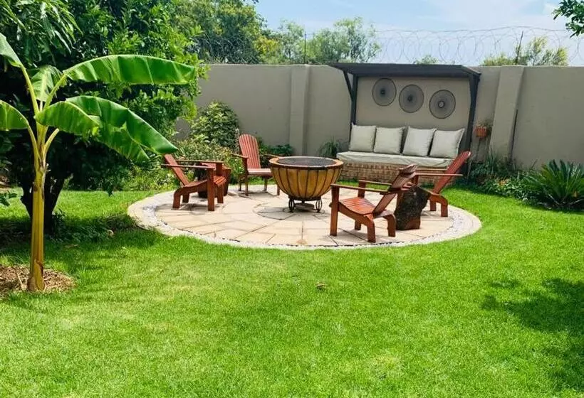 Majatalo Mrhali Boutique Guest House