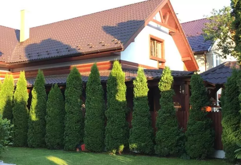 Majatalo Penzion Saty