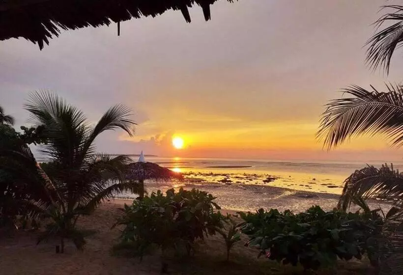 Lomakeskus Mecaja Beach House