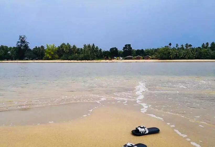 Lomakeskus Mecaja Beach House