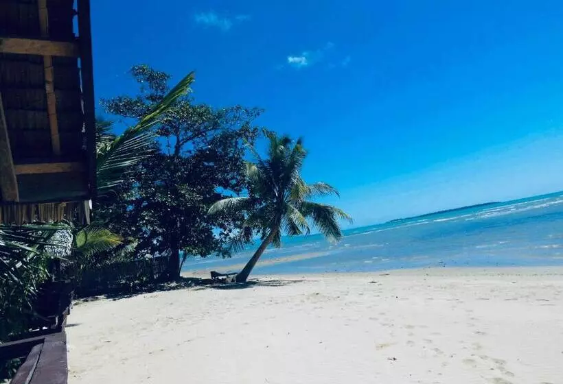 Lomakeskus Mecaja Beach House