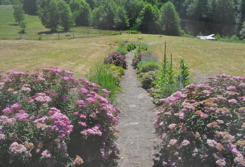 민박 Chambre Merisier Dans Une Ferme Avec étang Privé Au Coeur De La Région Des Mille étangs, Faucogney E