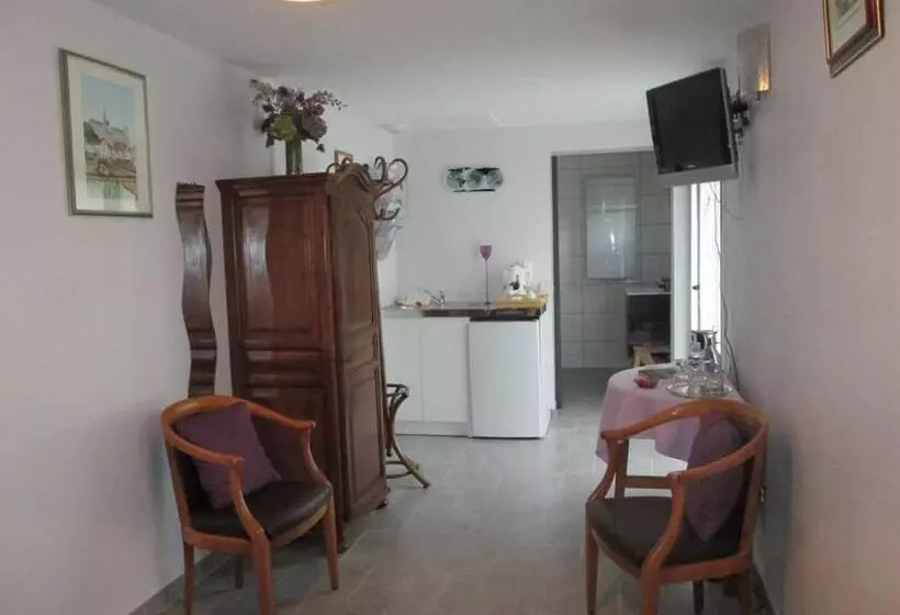 ベッドアンドブレックファースト Chambres D Hôtes La Luce