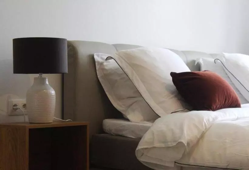 Aamiaismajoitus (B&B) Château Boussas