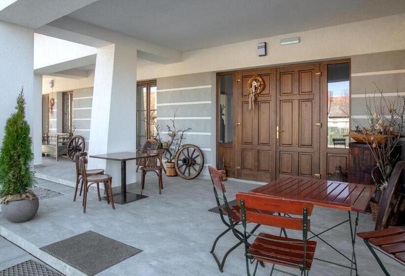 민박 Csató Panzió   Pensiunea Csató