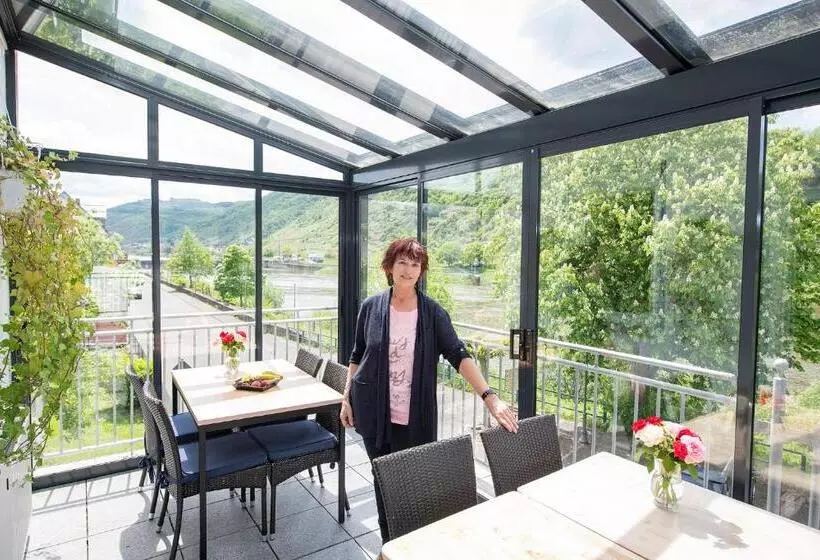 Aamiaismajoitus (B&B) Gästehaus Mona Lisa