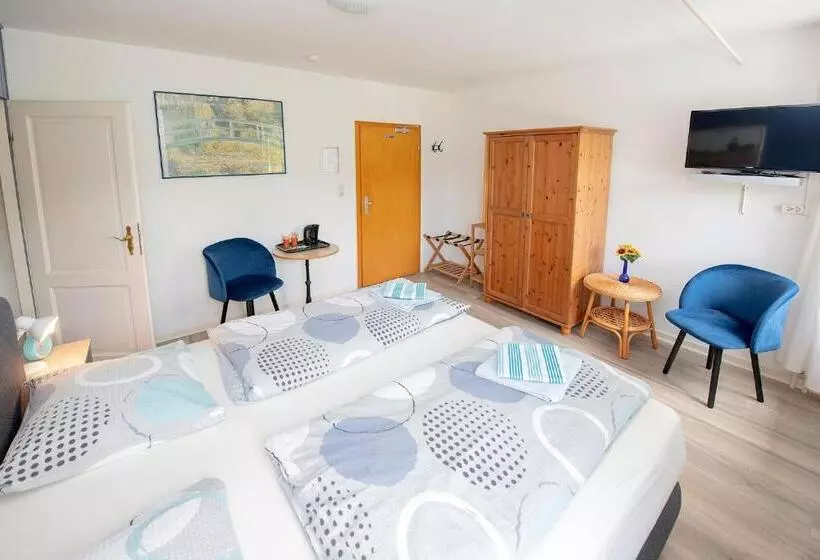 Aamiaismajoitus (B&B) Gästehaus Mona Lisa