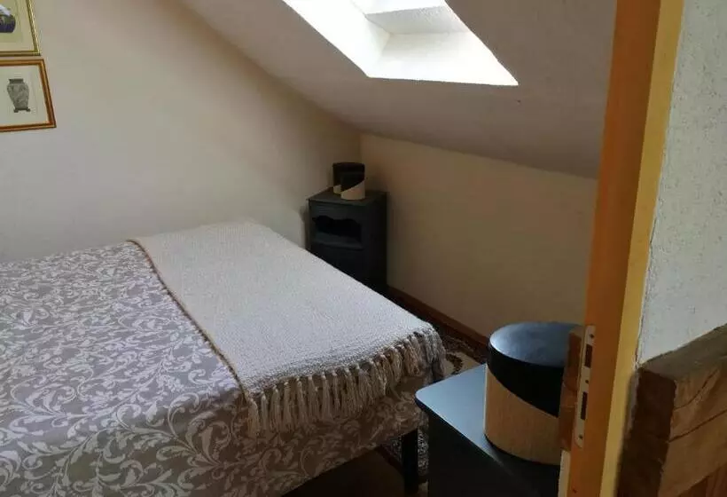 Aamiaismajoitus (B&B) Les Bardinieres