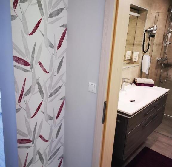 Bed and Breakfast Pension Puster