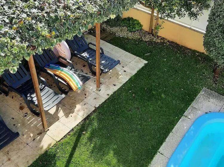 ベッドアンドブレックファースト Smiling Places   Guest House In Labruge