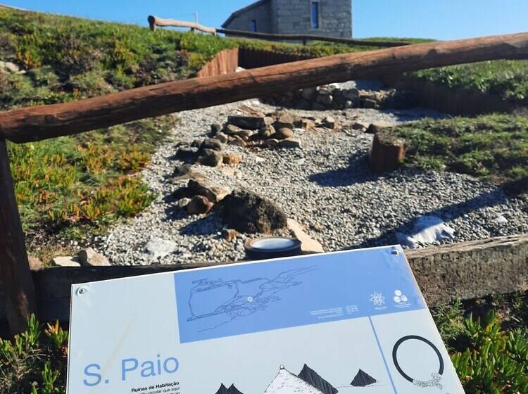 Bed and Breakfast Smiling Places   Guest House In Labruge