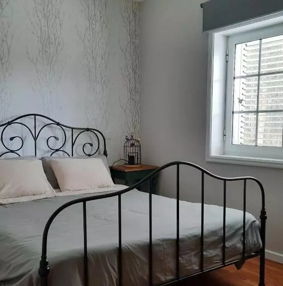 ベッドアンドブレックファースト Smiling Places   Guest House In Labruge