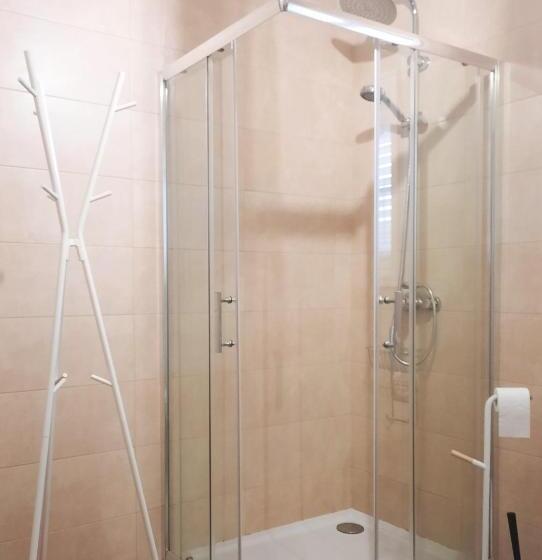 Bed and Breakfast Smiling Places   Guest House In Labruge