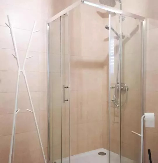 ベッドアンドブレックファースト Smiling Places   Guest House In Labruge