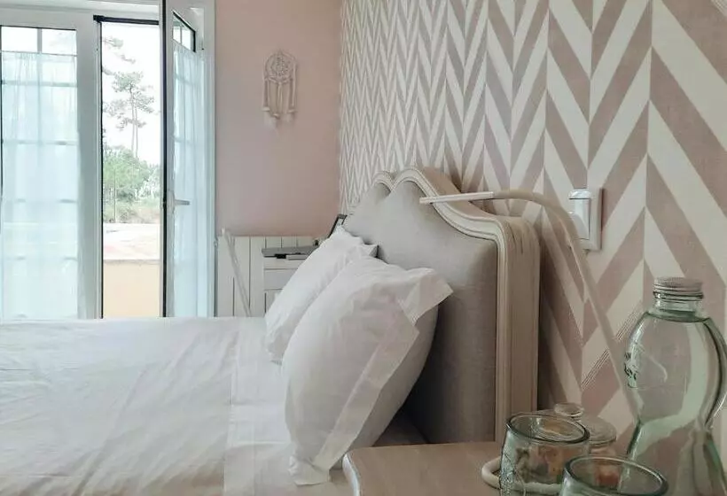 ベッドアンドブレックファースト Smiling Places   Guest House In Labruge