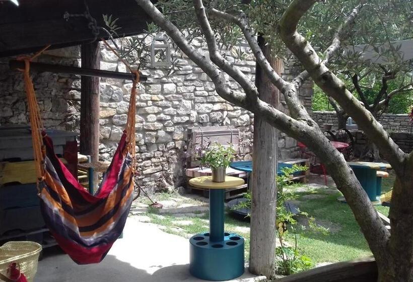 住宿加早餐 Un Nid Entre Vignes Et Pierres Pic St Loup