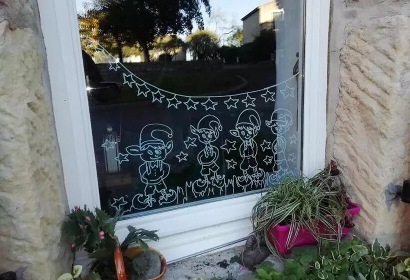 Aamiaismajoitus (B&B) Un Nid Entre Vignes Et Pierres Pic St Loup