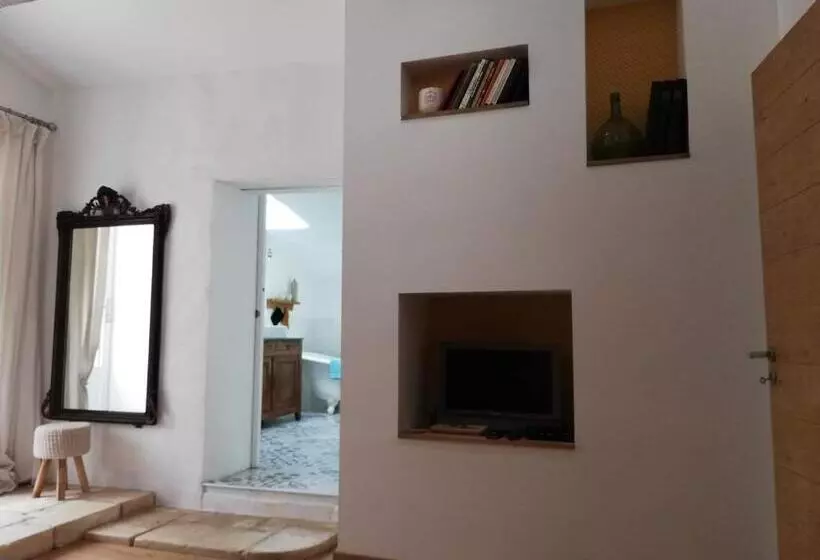 ベッドアンドブレックファースト Varzay Autour Du Puits