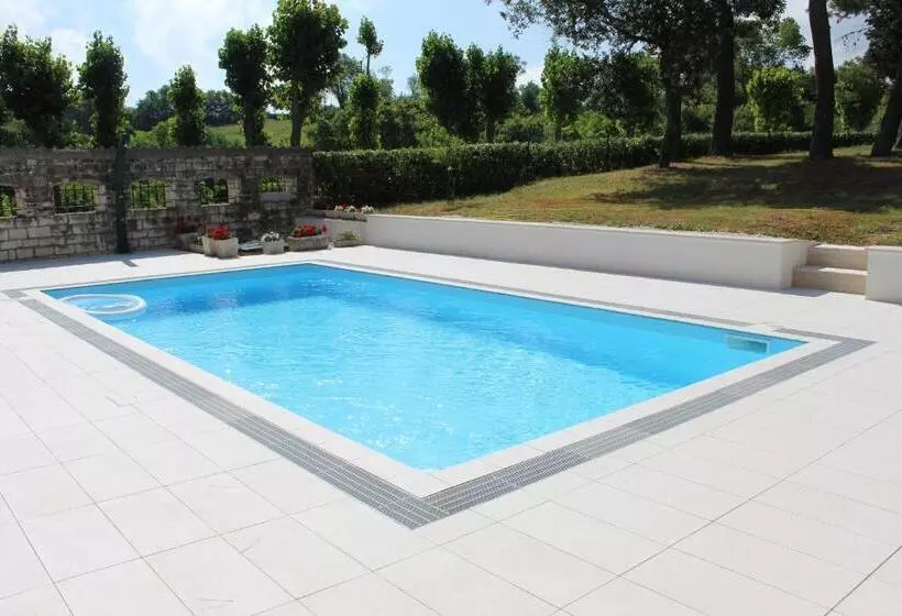 تختخواب و صبحانه Villa De Ruschi