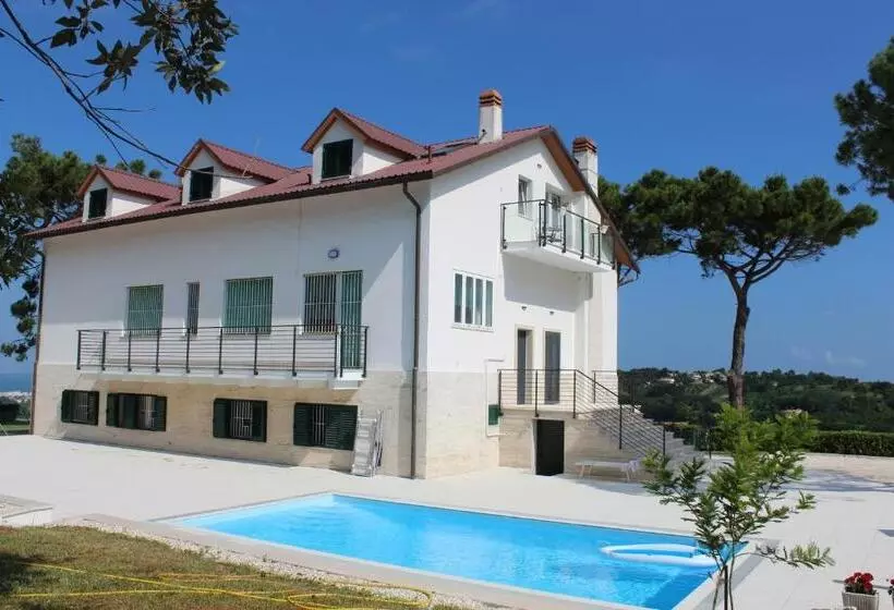تختخواب و صبحانه Villa De Ruschi