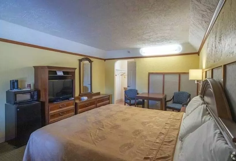 Bo Hotel Canadian Courts