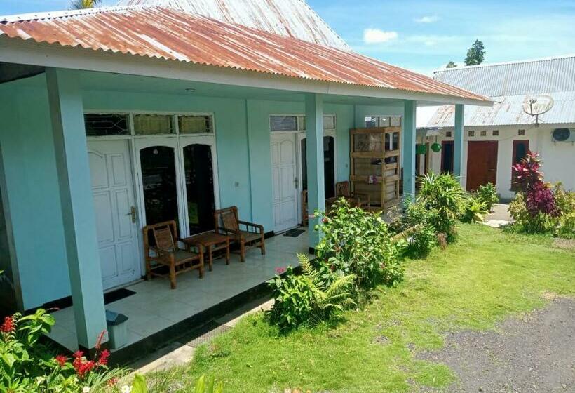 فندق Oyo 91230 Kelimutu Eco Village