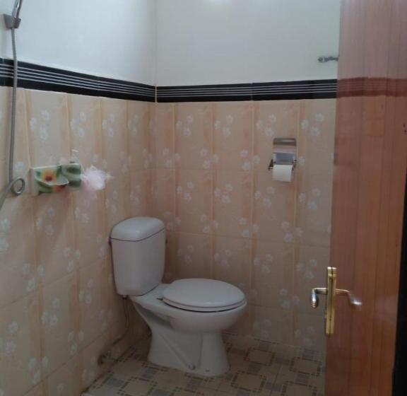 فندق Oyo 91230 Kelimutu Eco Village