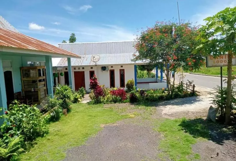 Hotelli Oyo 91230 Kelimutu Eco Village