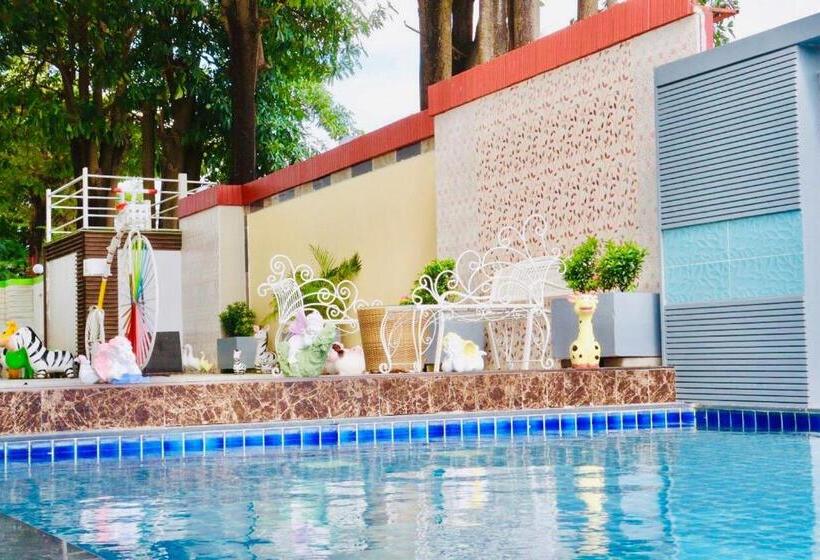 Patra Luxury Hotel Suvarnabhumi