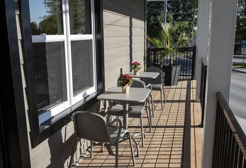 בית מלון כפרי Square Victoria Maison Hôtelière