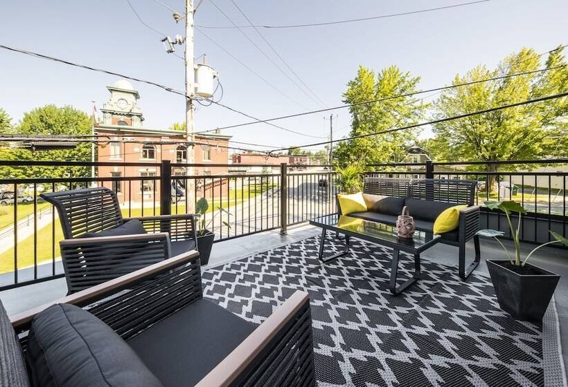 בית מלון כפרי Square Victoria Maison Hôtelière