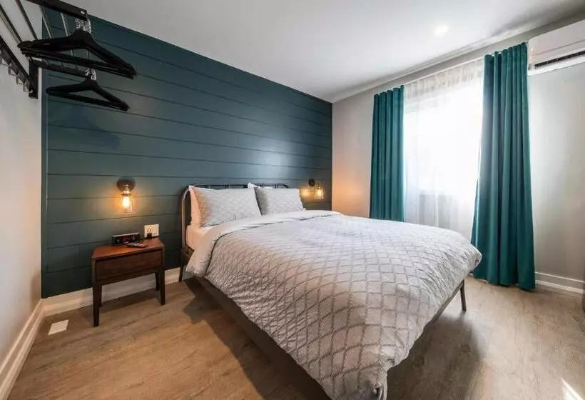 Hotelli Square Victoria Maison Hôtelière