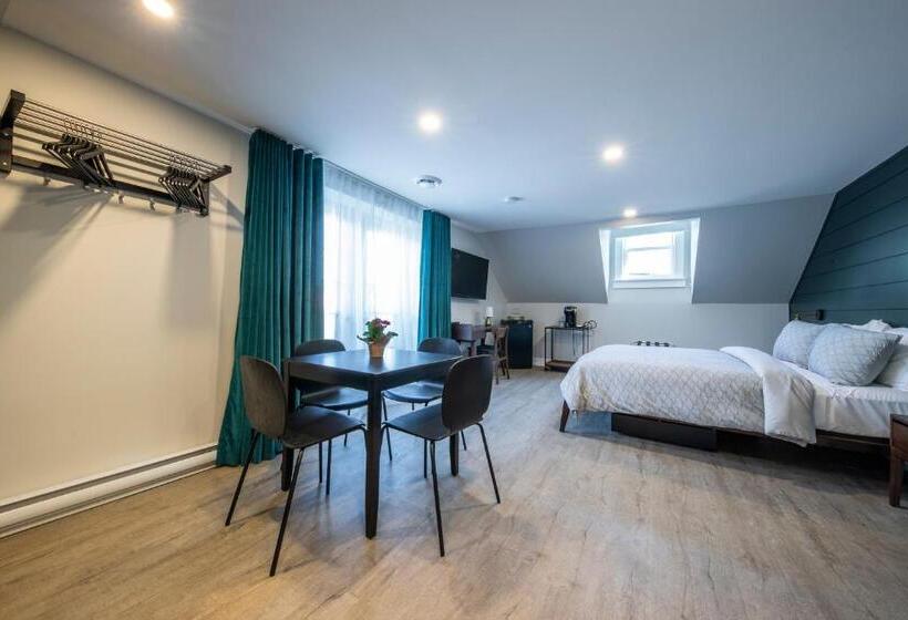 בית מלון כפרי Square Victoria Maison Hôtelière