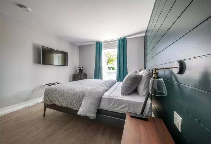 Hotelli Square Victoria Maison Hôtelière