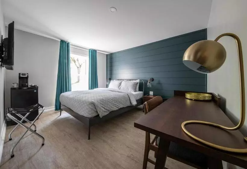 Hotelli Square Victoria Maison Hôtelière