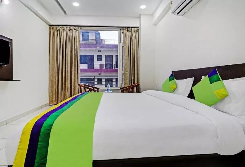 Hotelli Treebo Kamron Regency Sector 80