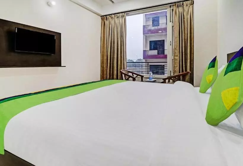 Hotelli Treebo Kamron Regency Sector 80