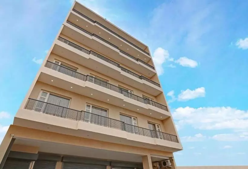 Hotelli Treebo Kamron Regency Sector 80